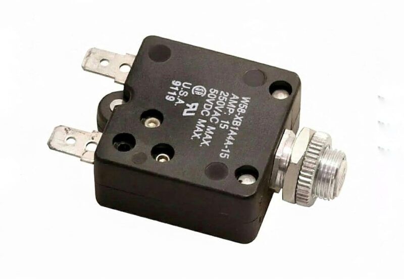W58-XB1A4A-15 CIRCUIT BREAKER 15A 250 VAC MARCA TYCO